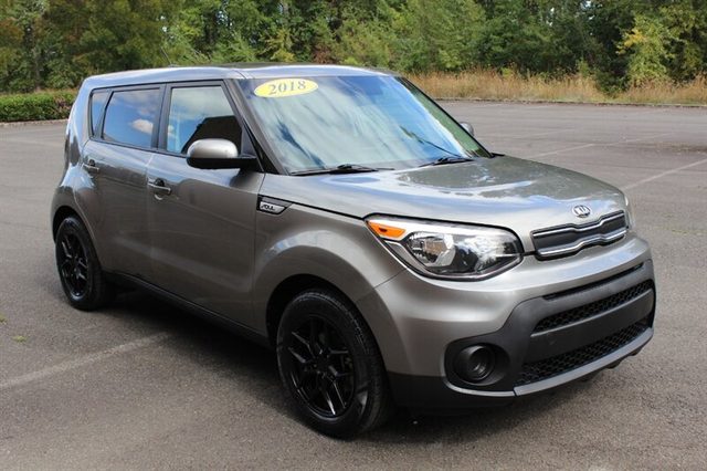 2018 Kia Soul Base FWD photo