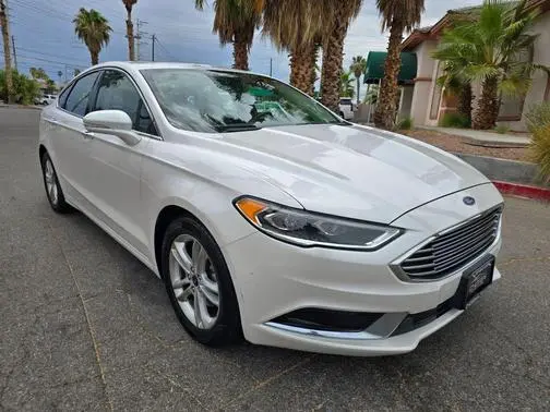 2018 Ford Fusion SE FWD photo