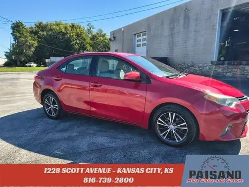 2016 Toyota Corolla LE Plus FWD photo