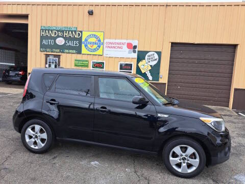 2018 Kia Soul Base FWD photo