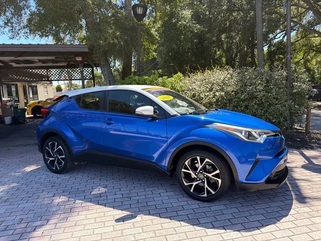 2018 Toyota C-HR XLE FWD photo