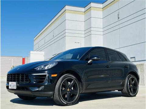 2018 Porsche Macan S AWD photo
