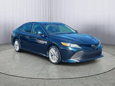 2018 Toyota Camry XLE FWD photo