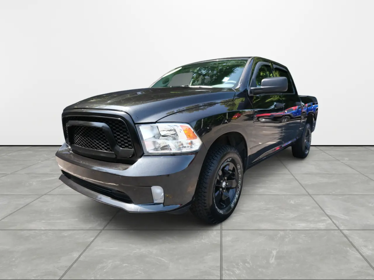 2018 Ram 1500 Express 4WD photo