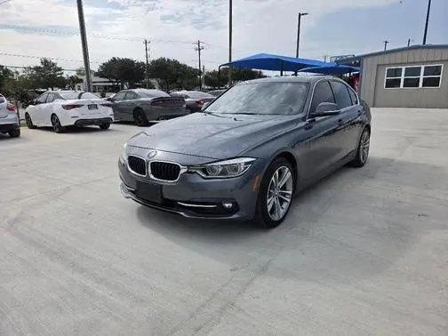 2017 BMW 3 Series 330i RWD photo