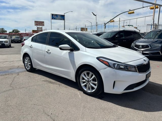 2017 Kia Forte LX FWD photo