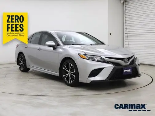 2018 Toyota Camry SE FWD photo