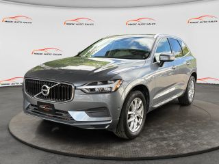2018 Volvo XC60 Momentum AWD photo
