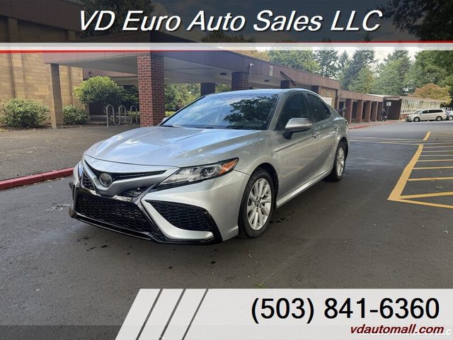 2018 Toyota Camry LE FWD photo