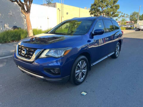 2018 Nissan Pathfinder S FWD photo