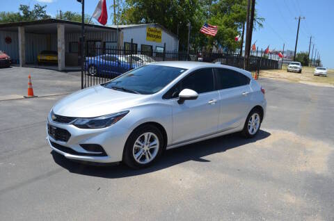 2018 Chevrolet Cruze LT FWD photo
