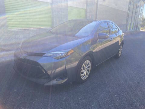 2018 Toyota Corolla LE FWD photo