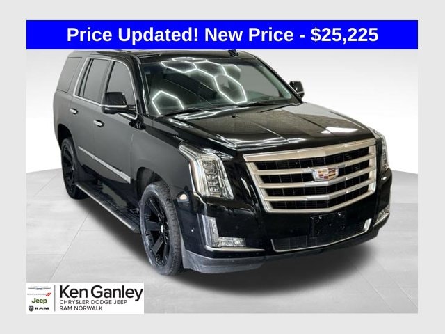 2018 Cadillac Escalade Premium Luxury 4WD photo