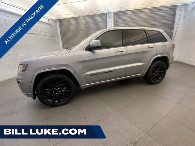 2018 Jeep Grand Cherokee Altitude 4WD photo