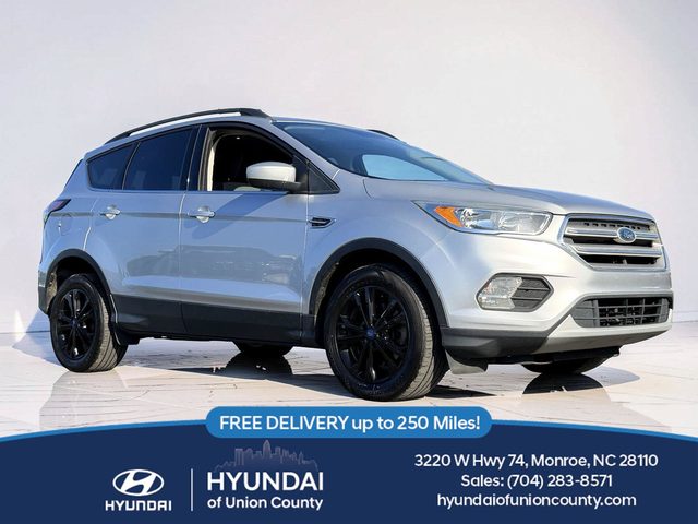 2018 Ford Escape SE FWD photo