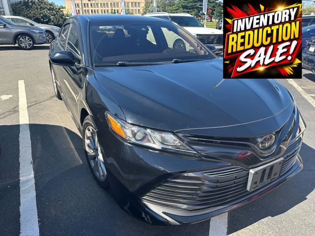 2018 Toyota Camry LE FWD photo