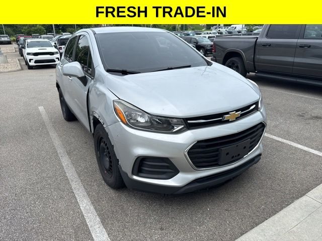 2018 Chevrolet Trax LS FWD photo
