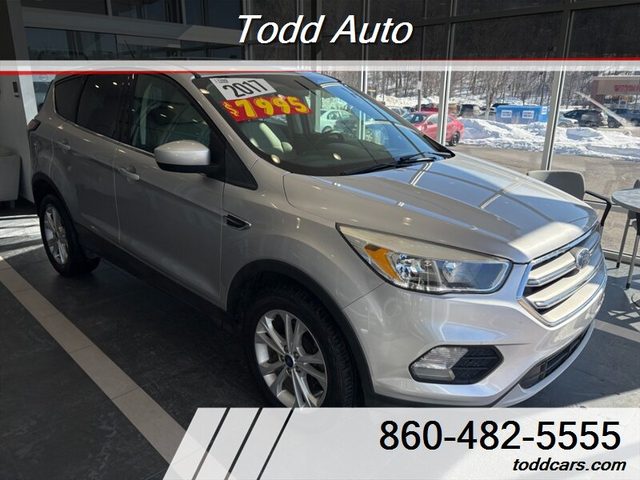 2017 Ford Escape SE FWD photo