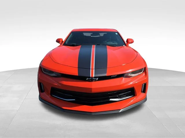 2018 Chevrolet Camaro 2LT RWD photo