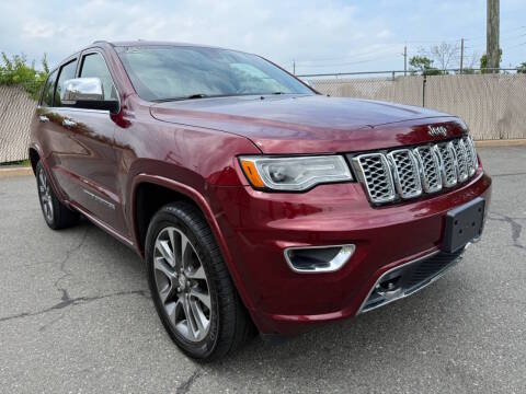 2018 Jeep Grand Cherokee Overland 4WD photo