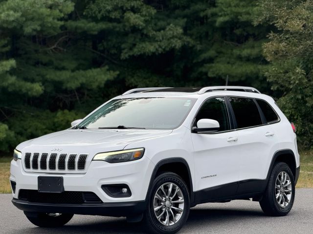 2019 Jeep Cherokee Latitude Plus 4WD photo