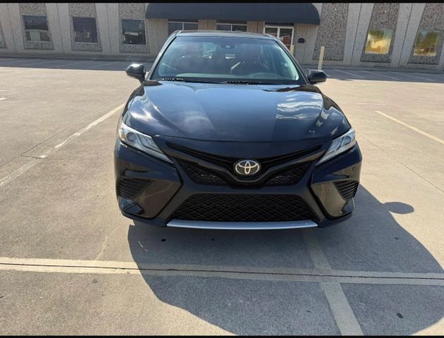 2018 Toyota Camry XSE FWD photo
