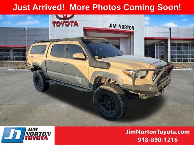 2018 Toyota Tacoma TRD Off Road 4WD photo