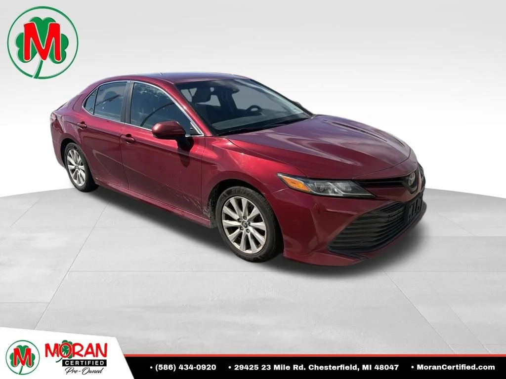 2018 Toyota Camry LE FWD photo
