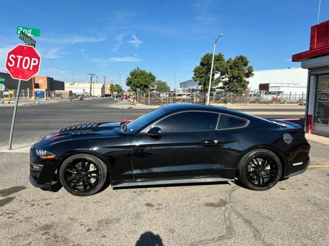 2018 Ford Mustang GT RWD photo