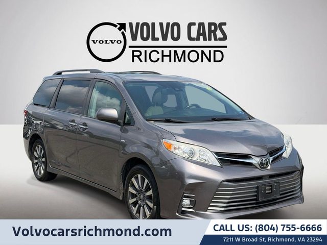 2018 Toyota Sienna XLE Premium AWD photo