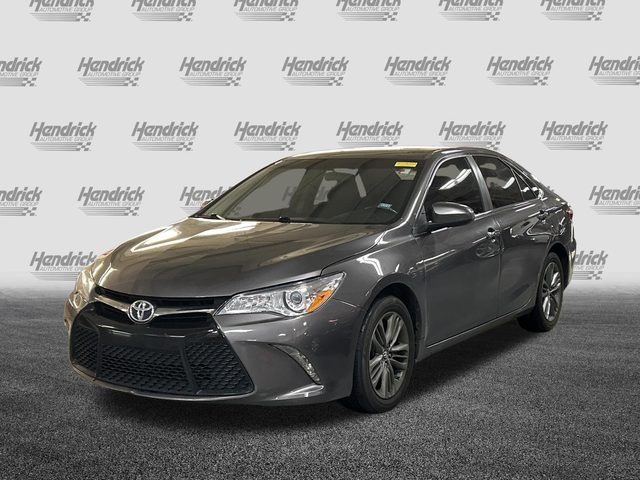 2017 Toyota Camry SE FWD photo