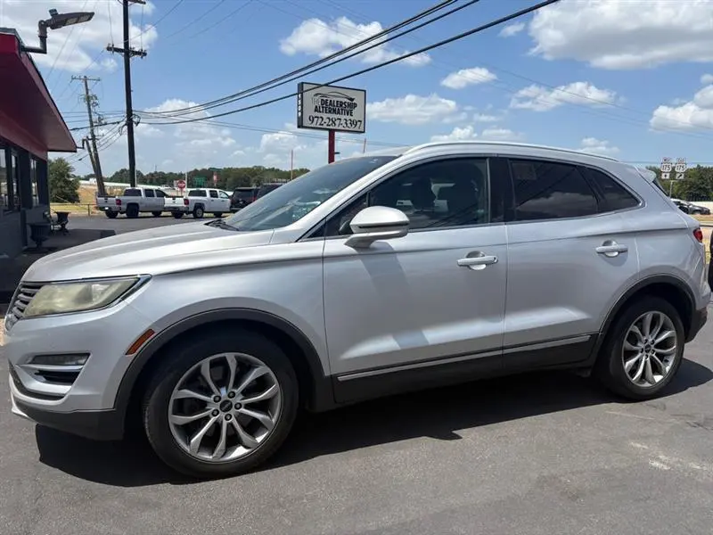 2015 Lincoln MKC FWD photo