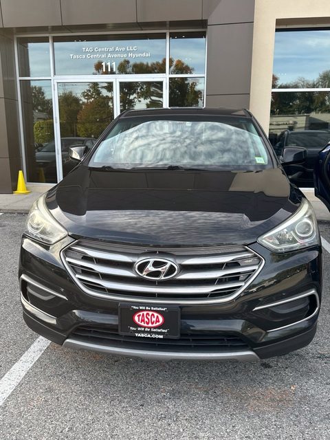 2017 Hyundai Santa Fe Sport 2.4L FWD photo