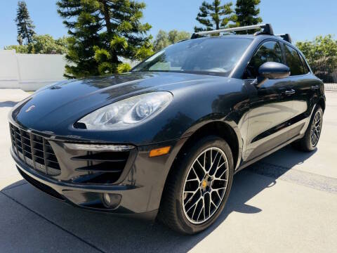 2018 Porsche Macan S AWD photo