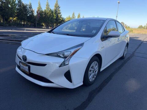 2018 Toyota Prius One FWD photo