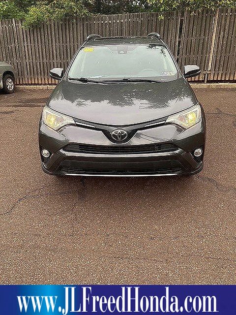2018 Toyota RAV4 XLE AWD photo