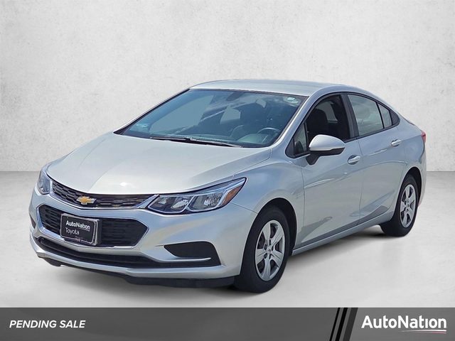 2018 Chevrolet Cruze LS FWD photo