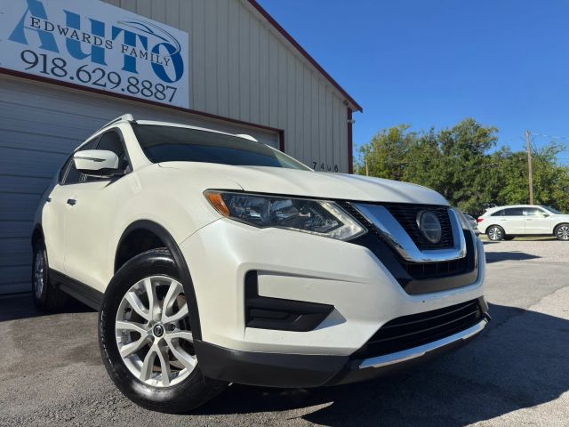2018 Nissan Rogue SV FWD photo