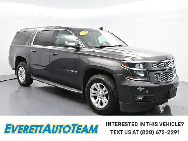 2018 Chevrolet Suburban LT 4WD photo