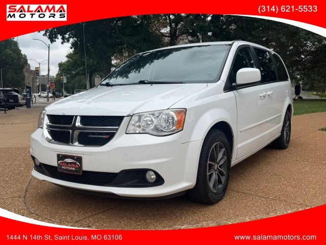 2017 Dodge Grand Caravan SXT FWD photo