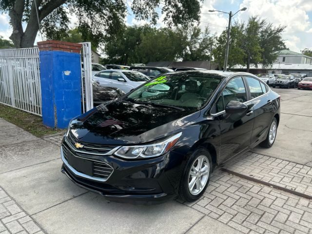 2018 Chevrolet Cruze LT FWD photo