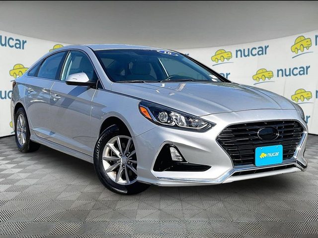 2018 Hyundai Sonata SE FWD photo