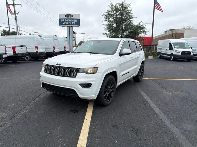 2018 Jeep Grand Cherokee Altitude 4WD photo