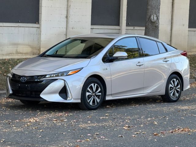 2018 Toyota Prius Prime Plus FWD photo
