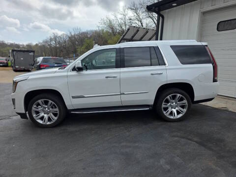 2018 Cadillac Escalade Luxury 4WD photo
