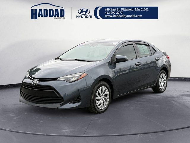 2018 Toyota Corolla LE FWD photo