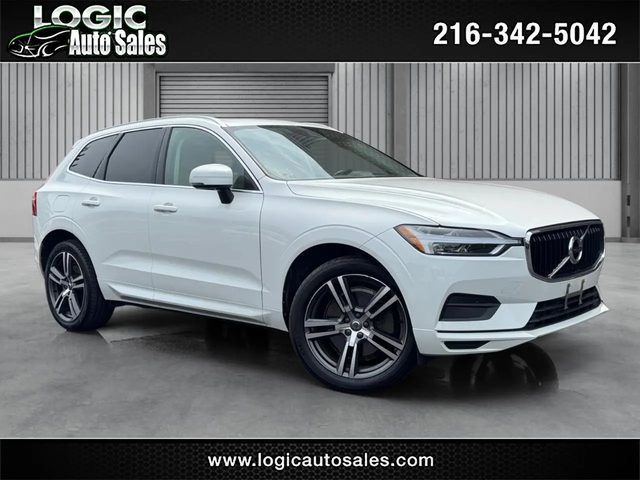 2018 Volvo XC60 Momentum AWD photo
