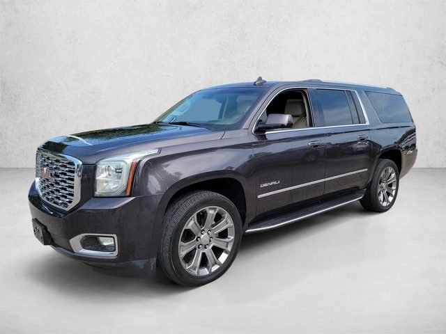 2018 GMC Yukon XL Denali RWD photo