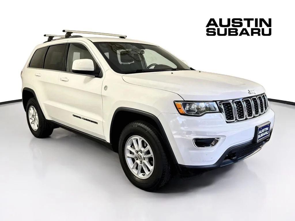 2018 Jeep Grand Cherokee Laredo E 4WD photo