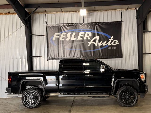 2018 GMC Sierra 2500HD SLT 4WD photo